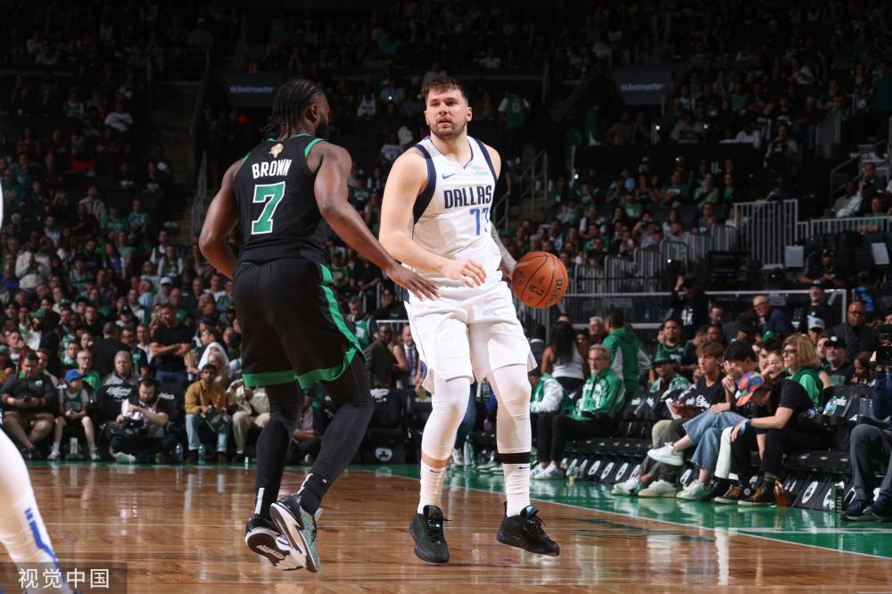 作为三届世 作为三届世