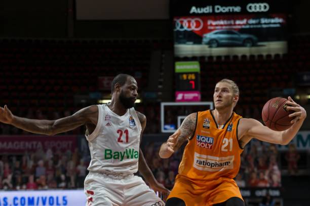 争的核心资 争的核心资