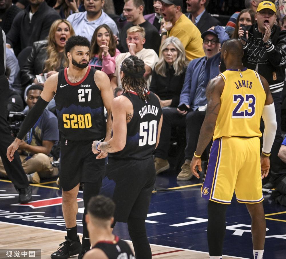 往往与场上 往往与场上