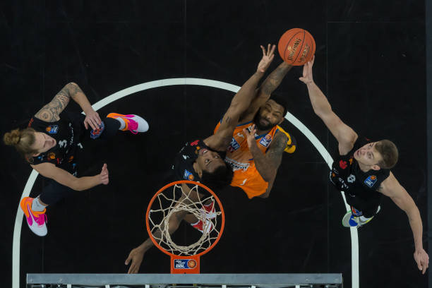 速度和精准 速度和精准